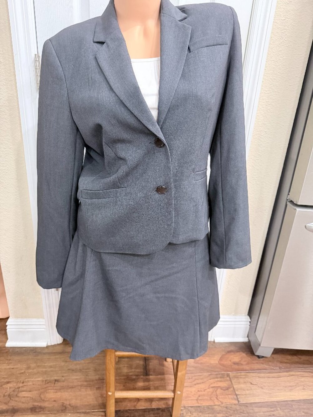 Calvin Klein Gray Stretch Skirt Suit 12P Petite 2 Pc Career Office Business Set